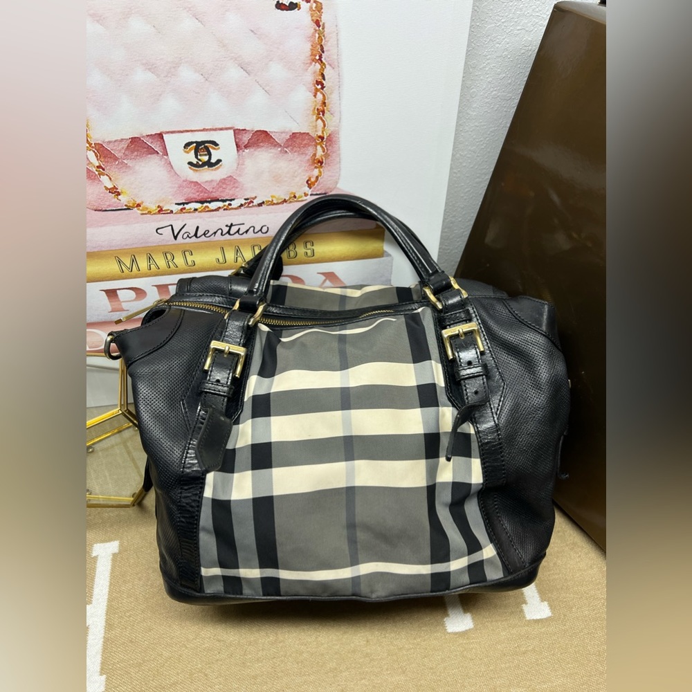 BURBERRY Black Smoke Check Nylon/Leather Hobo